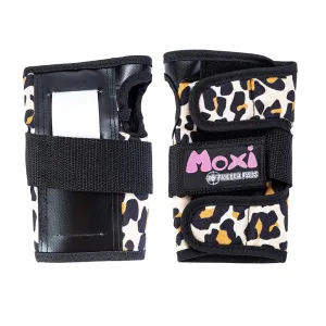 Moxi Roller Skates x 187 Killer Pads - Leopard Wrist Guards