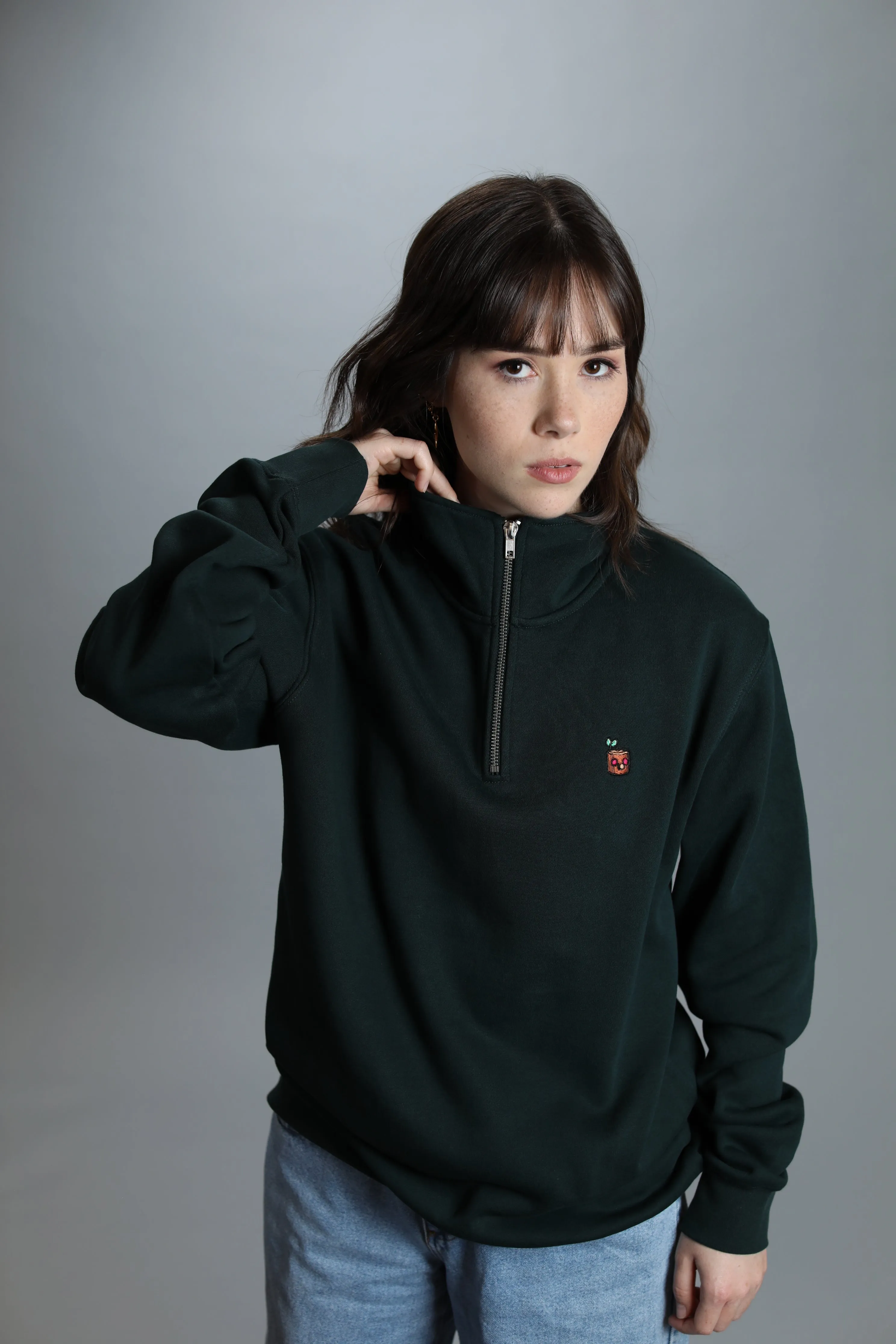 TEKKEN - 'Mokujin' Small Logo Embroidered Quarter-Zip Sweatshirt - Pine Green